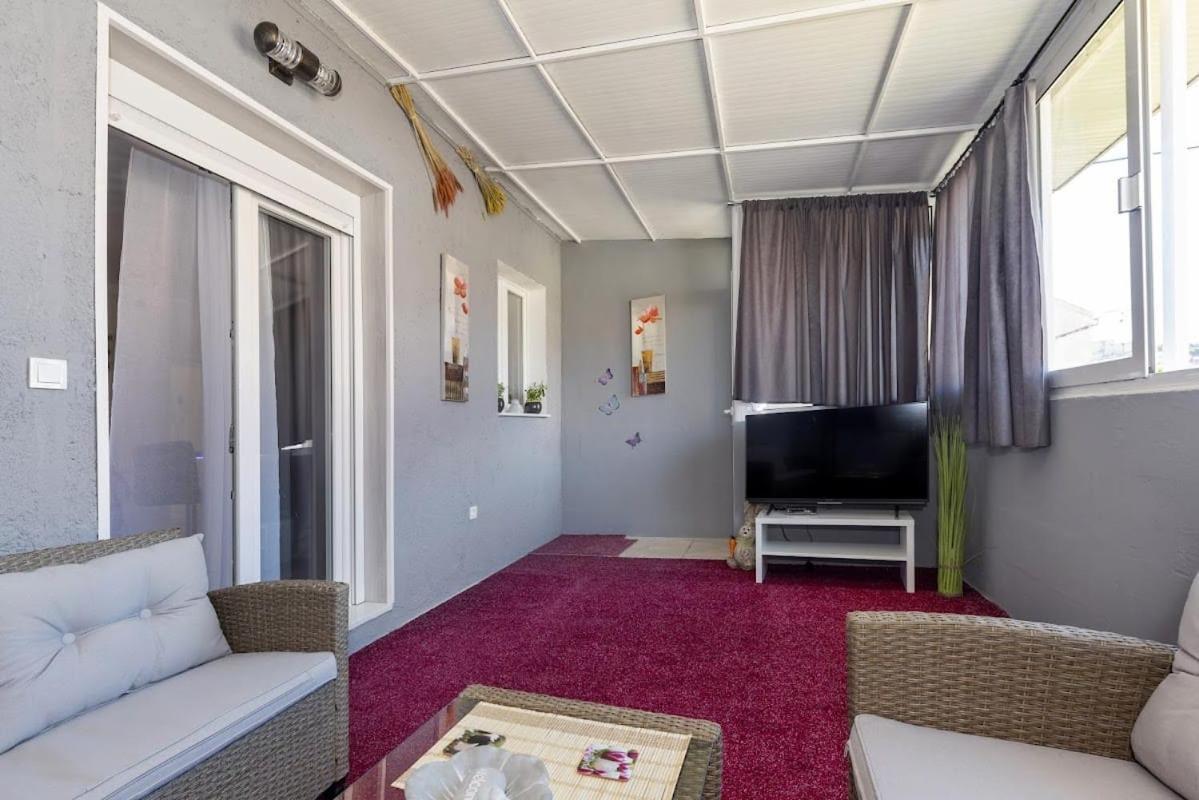 Apartament Lana Szybenik Zewnętrze zdjęcie